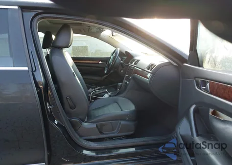 2012 Volkswagen Passat 2.5L Sel из США, поврежденный, VIN 1VWCH7A32CC044492